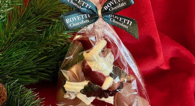 Bovetti_Weihnachtsmann auf Roller aus Schokolade